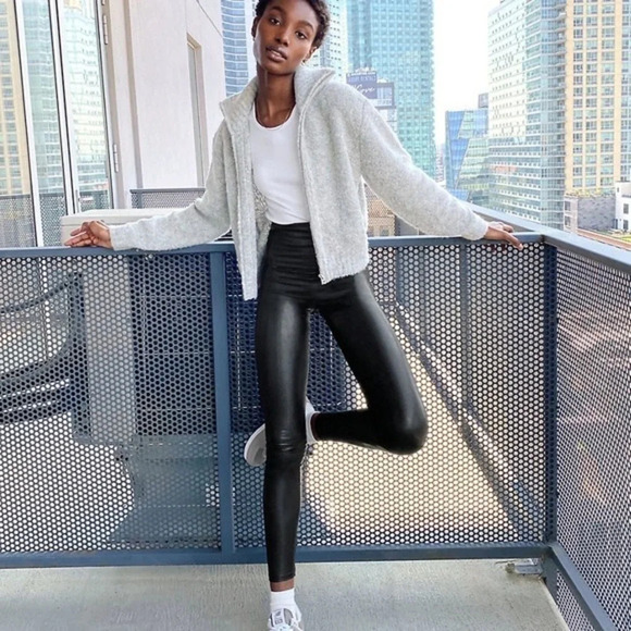 Aritzia Pants - Wilfred Free Daria  Legging in Black Faux Leather